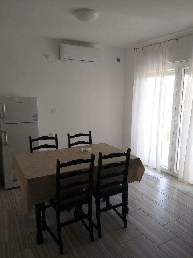 Apartments Bartol Vir Exterior foto